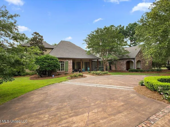 341 Johnstone Dr, Madison, MS 39110