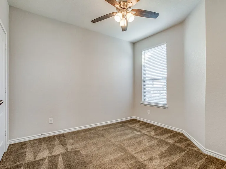 2622 Sunset Bnd — Photo 8