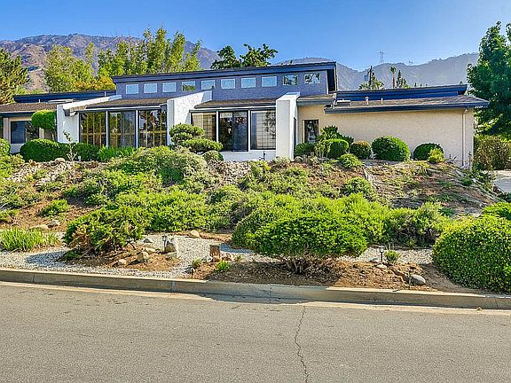 2nd image of 2239 Golden Meadow Dr