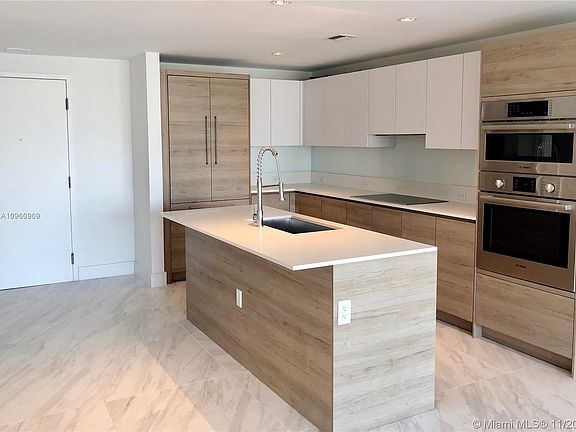 4th image of 10201 E Bay Harbor Dr APT 604