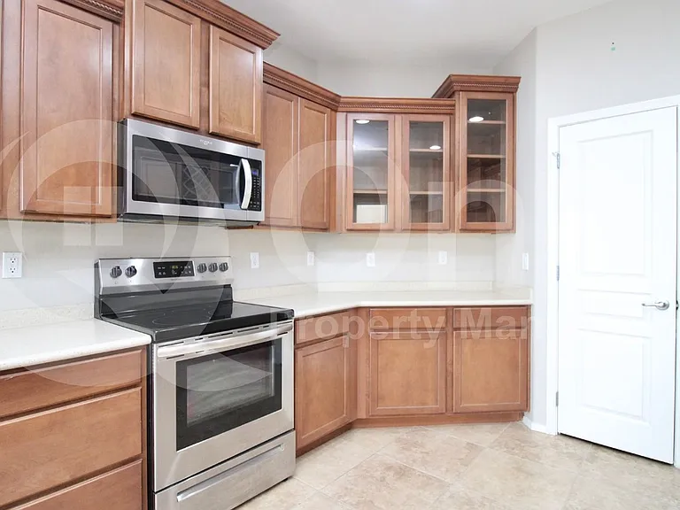 35916 W Catalonia Dr — Photo 3