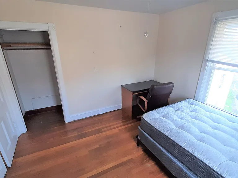 119-121 Prospect Street — Photo 33