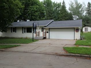903 S 11th St, Wausau, WI 54403