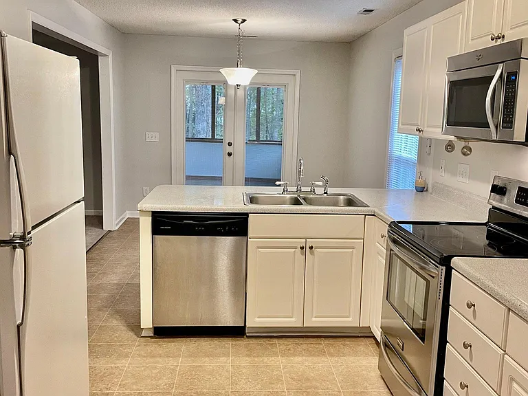 325 Catlin Rd — Photo 19