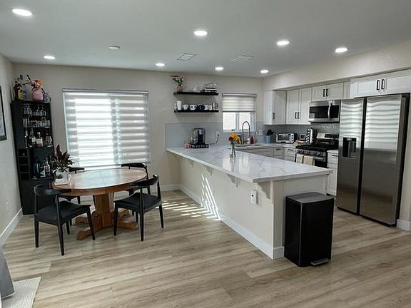 2nd image of 9401 Valencia Canyon Dr