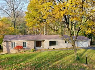 404 Woodland Ln, Webster, NY 14580