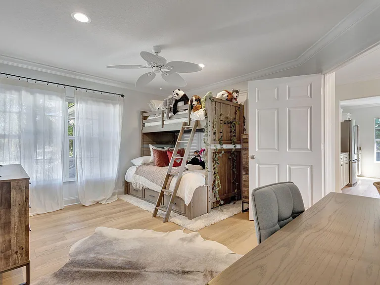 11839 Pebblewood Dr — Photo 45