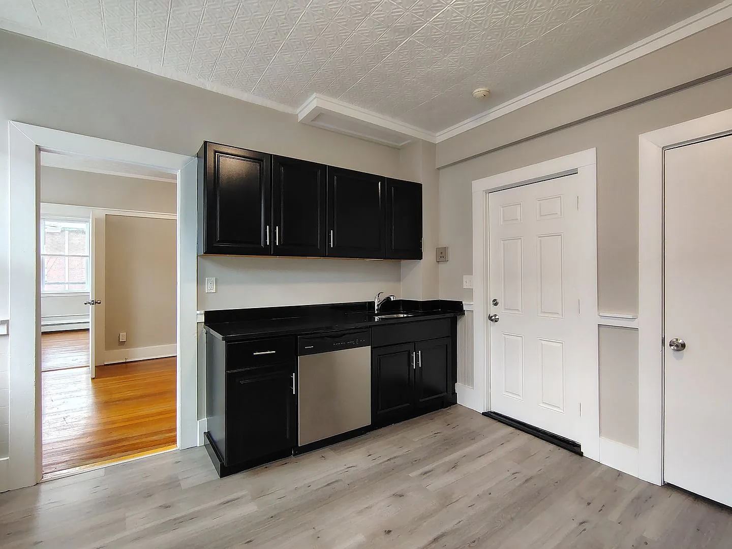 142 Gove St, East Boston — Photo 2