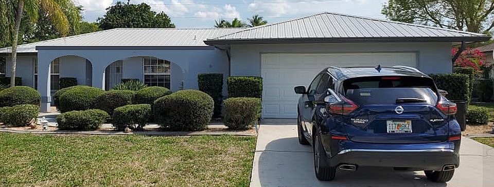 1st image of 710 SW 35th Ter