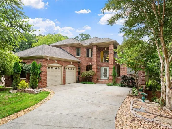 3426 Fairway Ln, Durham, NC 27712