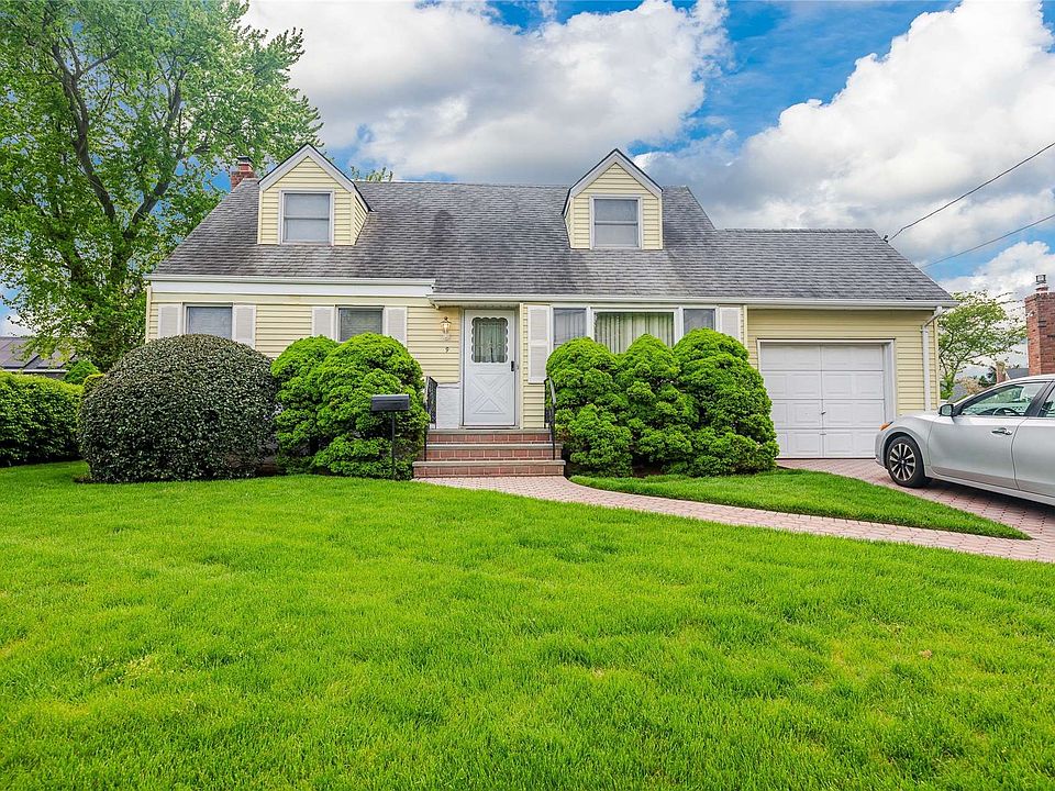 9 Frances Lane, Massapequa Park, NY 11762 Zillow