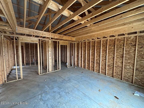 4th image of 76 Mattingly Ln