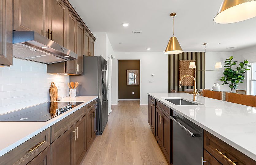 Ample Cabinet Space