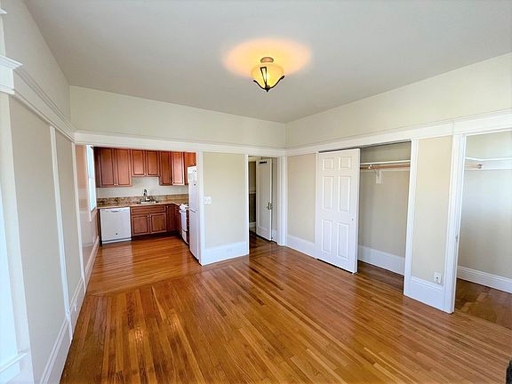 3rd image of 1760 Broderick St APT 10
