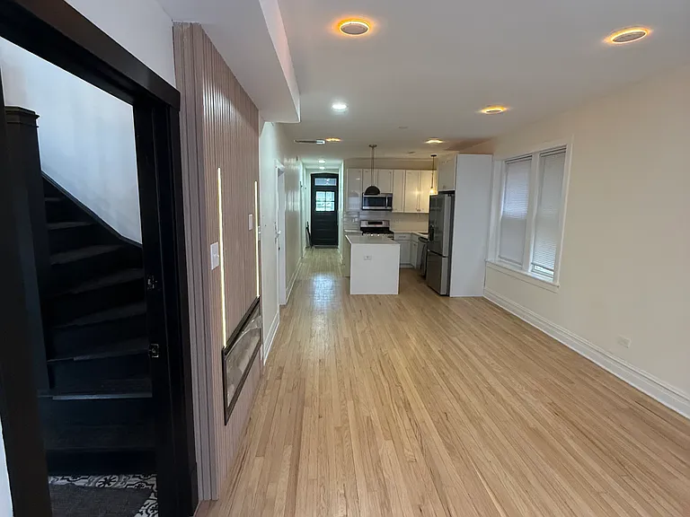 5232 W Montana St #1 — Photo 3