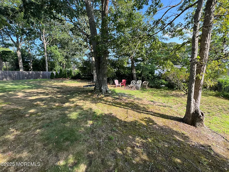8 Corey Dr — Photo 22