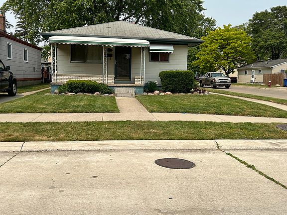 2nd image of 8323 Essex Ave