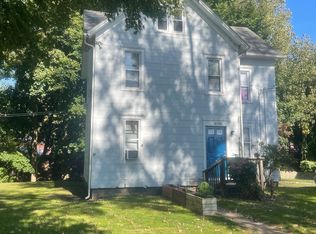 38 Oakland Ave, Danbury, CT 06810