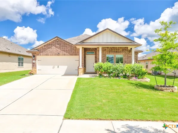 1904 T H Johnson Dr, Taylor, TX 76574