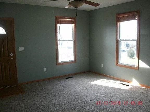 4th image of 2642 E Park St