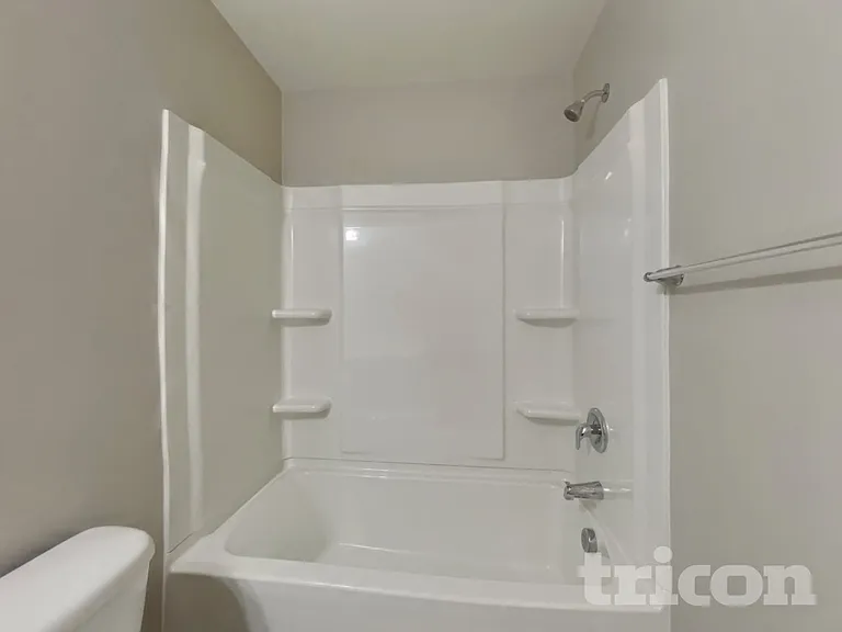 1037 Bitting Hall Cir — Photo 15