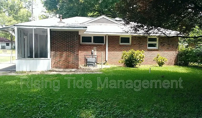 2817 Wesley Ave SW — Photo 10