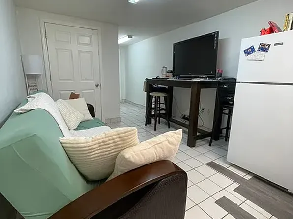 125 Chester St APT 1, Brooklyn, NY 11212
