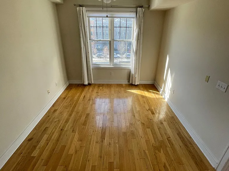 624 Monroe St #4B — Photo 14