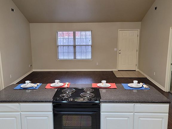 4th image of 2472 W Cornerstone Pl