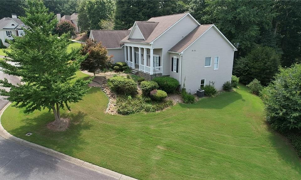 1st image of 9235 Waterside Dr