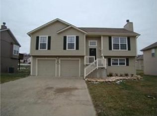 408 SW Joseph Ln, Grain Valley, MO 64029