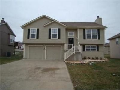 408 SW Joseph Ln, Grain Valley, MO, 64029