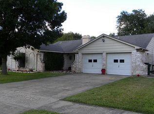 12142 Huntington Park Dr, Houston, TX 77099