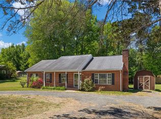4 Swan Dr, Fredericksburg, VA 22405