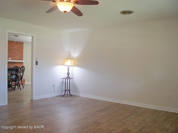2nd image of 1428 9th Ave