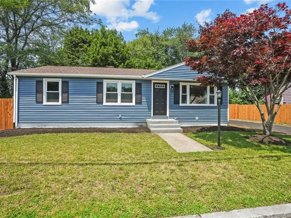 48 Joseph St, Providence, RI 02904