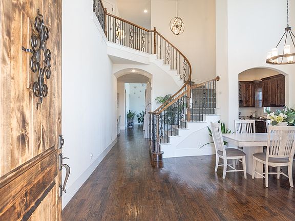 2nd image of 1755 Heifner Rd