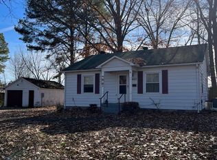 1403 Chickasaw Rd, Paris, TN 38242