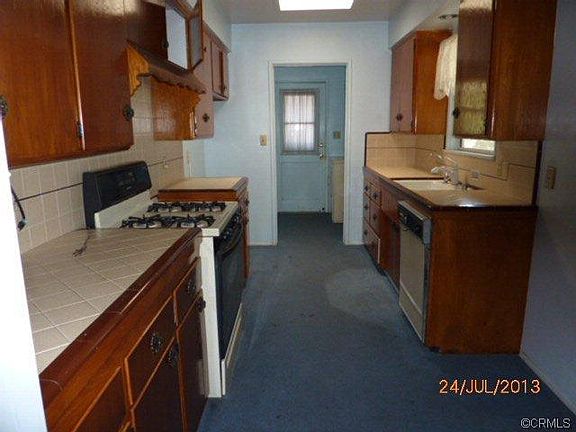 2nd image of 405 E Mayberry Ave