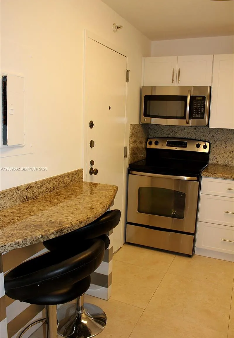 Brickell Bay Club Condo — Photo 4