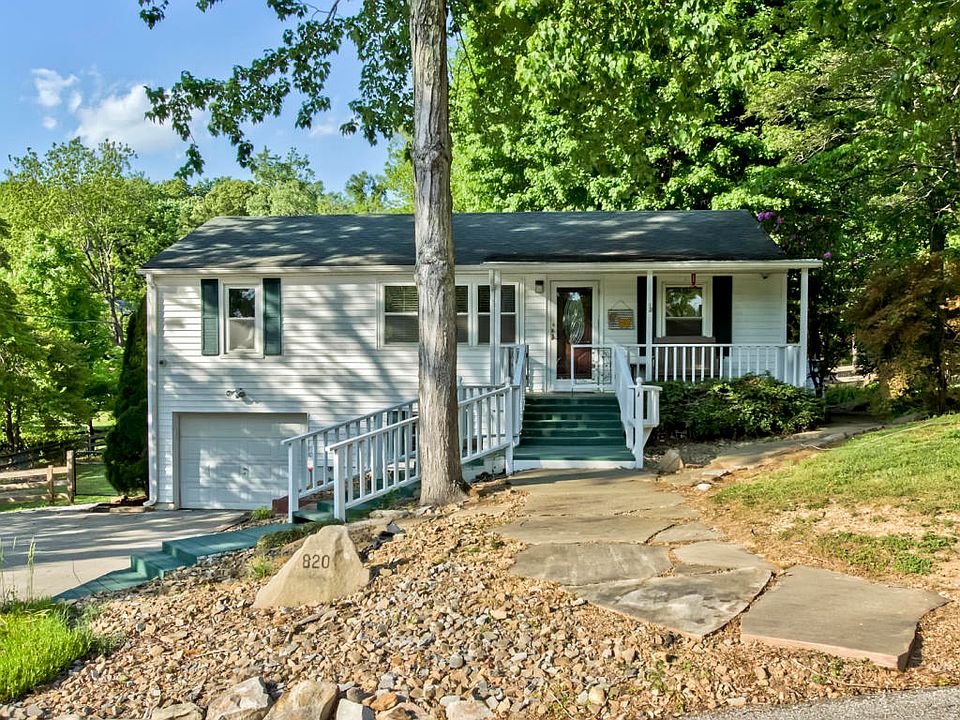 1st image of 820 Lakeview Dr