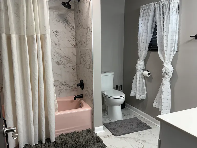 105 S Skipper St — Photo 1