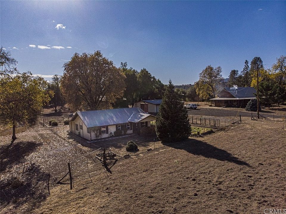 2nd image of 44041 Peterson Creek Rd