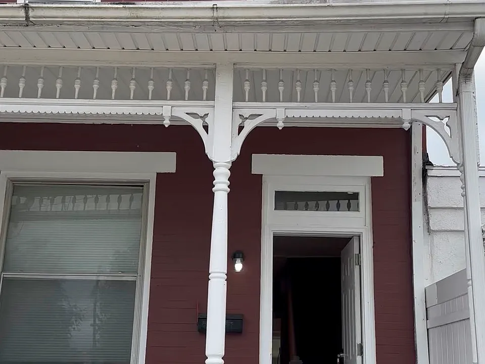 621 Emerald St