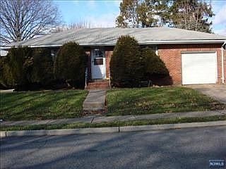 1st image of 27-11 Rosalie St