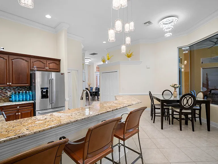 5024 SW 8th Pl — Photo 28