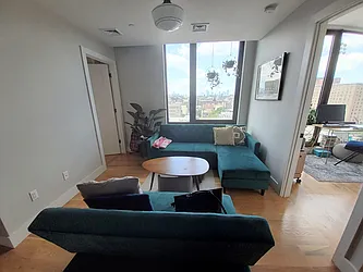 Rented by Rennit Inc.