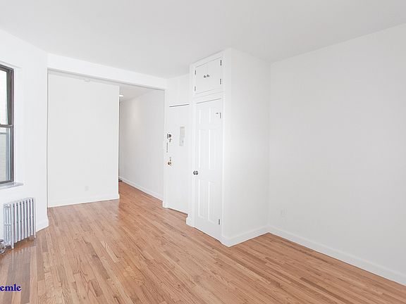 2nd image of 305 E 78th St APT 4FW