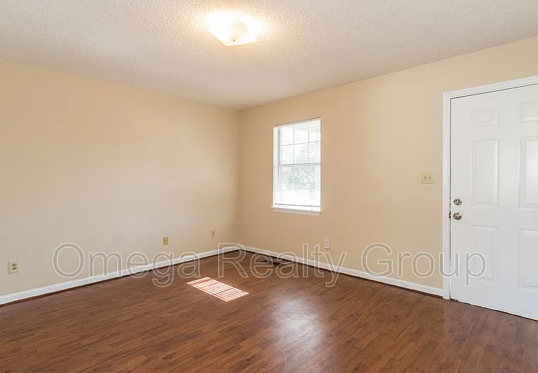 41 Dana Dr — Photo 11