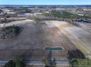 E Raynham Rd, Fairmont, NC 28340